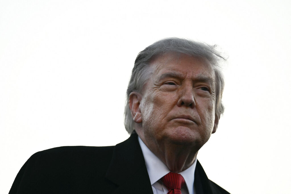 Trump Cautions Iran of Serious Consequences Without Swift Agreement